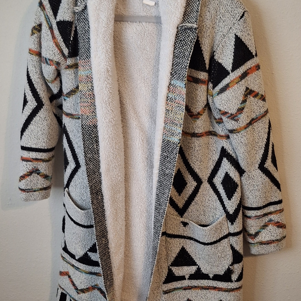 Cozy Geometric Patterned Jacket